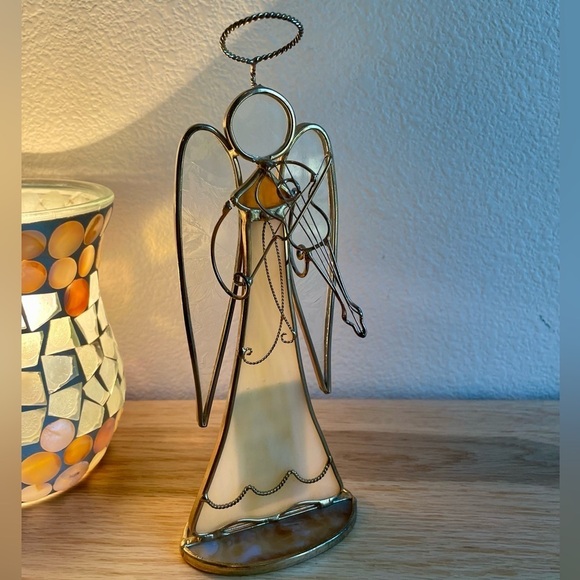 Vintage Stained Glass Angel with Violin figurine 8” Amber glass gold tone metal - Picture 6 of 6